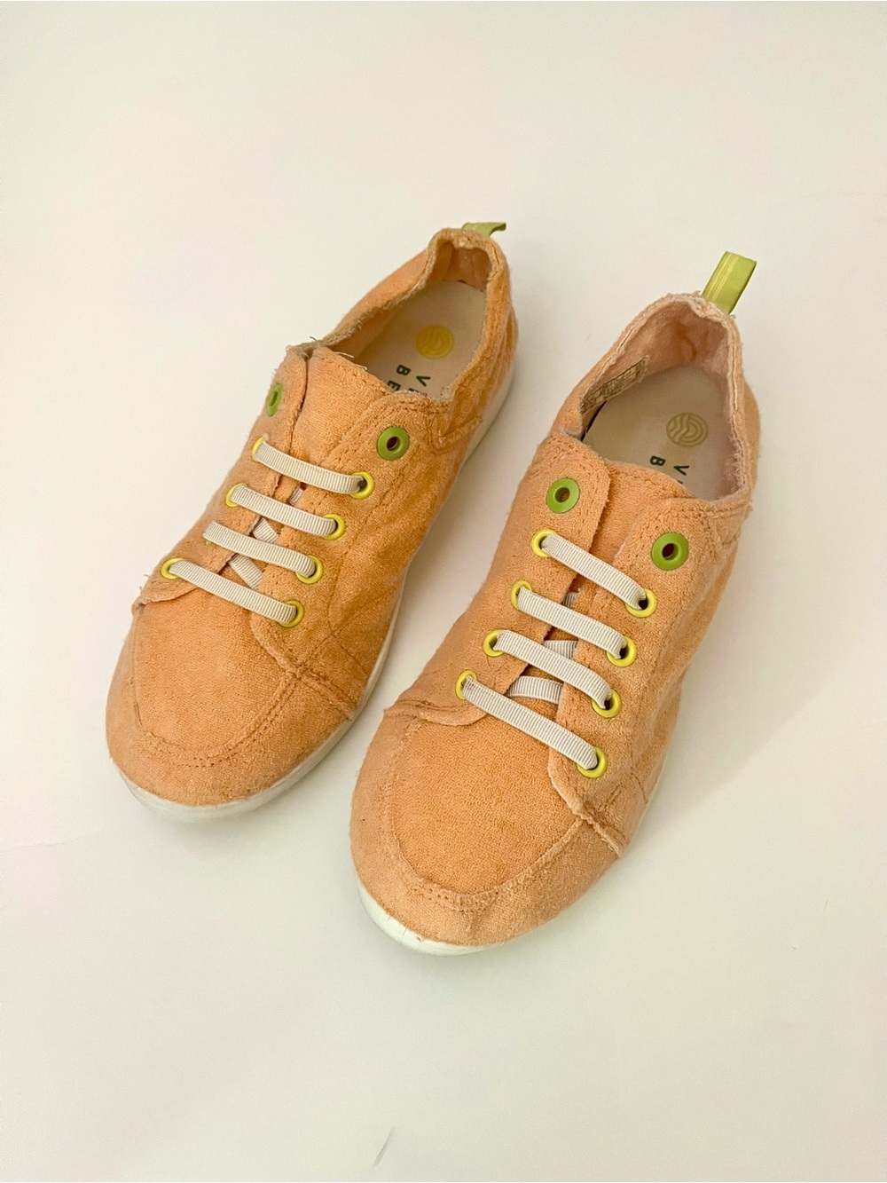 Vionic Beach Pismo Terry Cloth Slip-On Sneakers Orange Peach Women's Size 8W